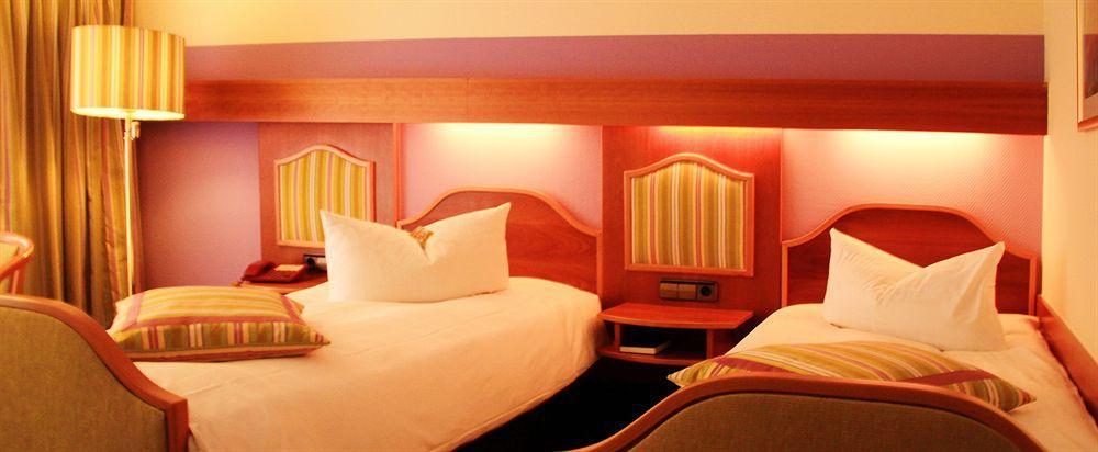 Hetzel 4* Stuttgart