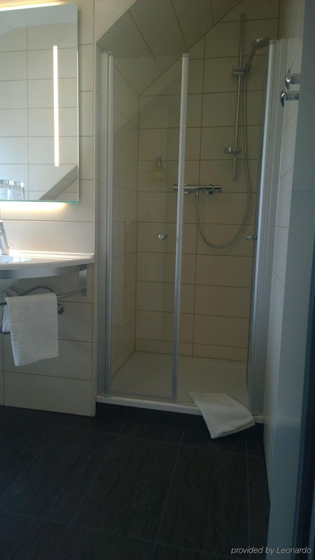 Hetzel 4*